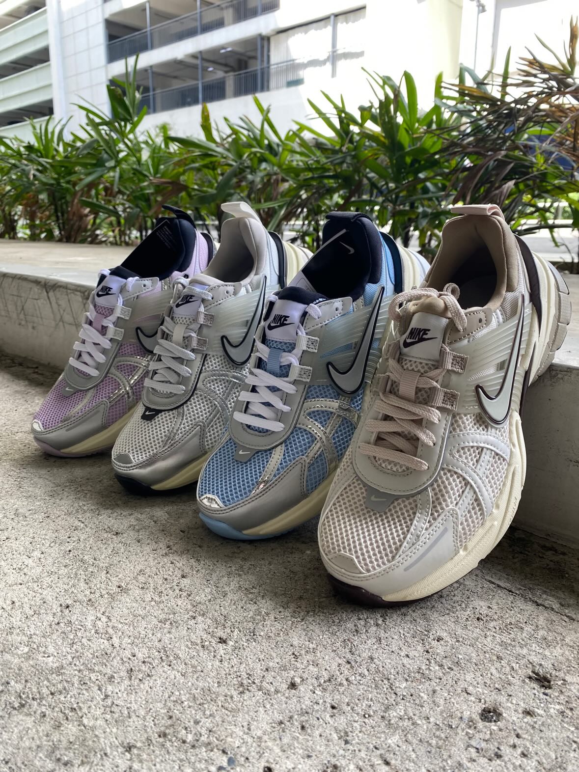 Nike V2K Run 'Light Orewood Brown' (WOMEN'S)