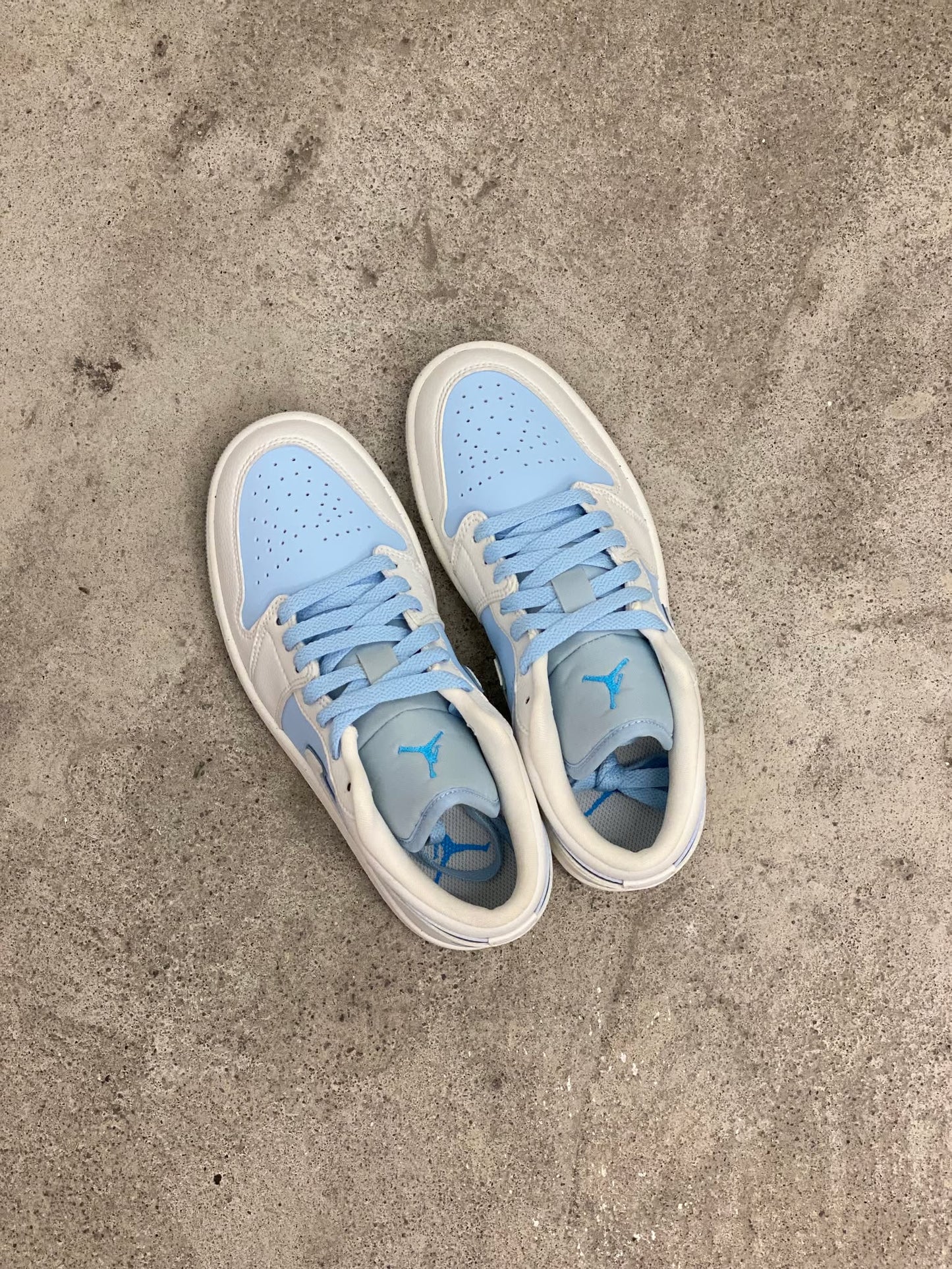 Jordan 1 Low SE 'Reverse Ice Blue' (WOMEN'S)