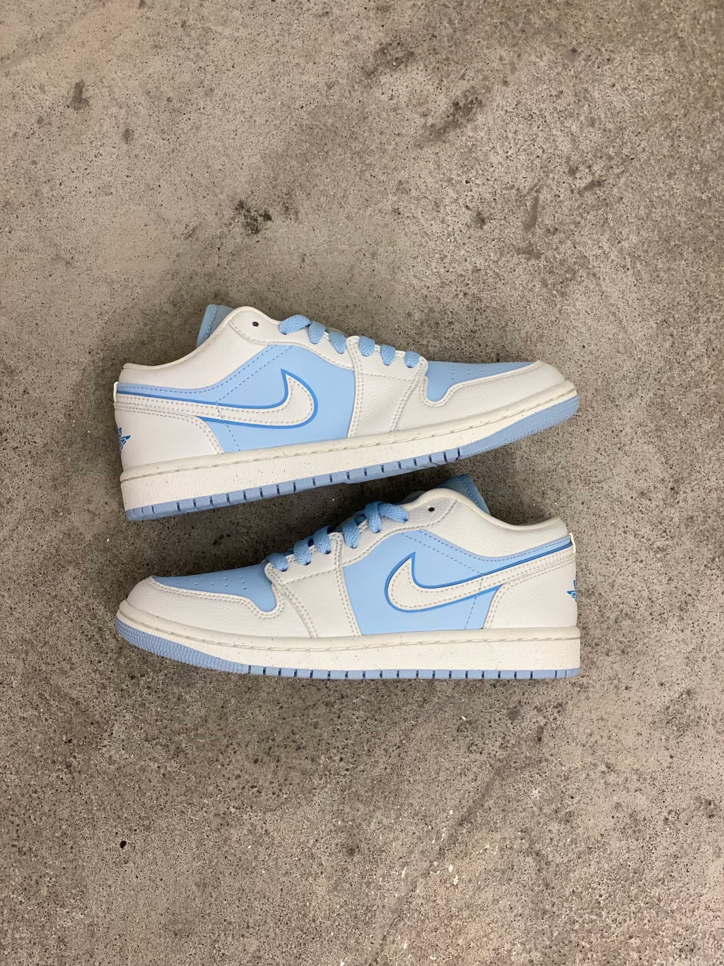 Jordan 1 Low SE 'Reverse Ice Blue' (WOMEN'S)