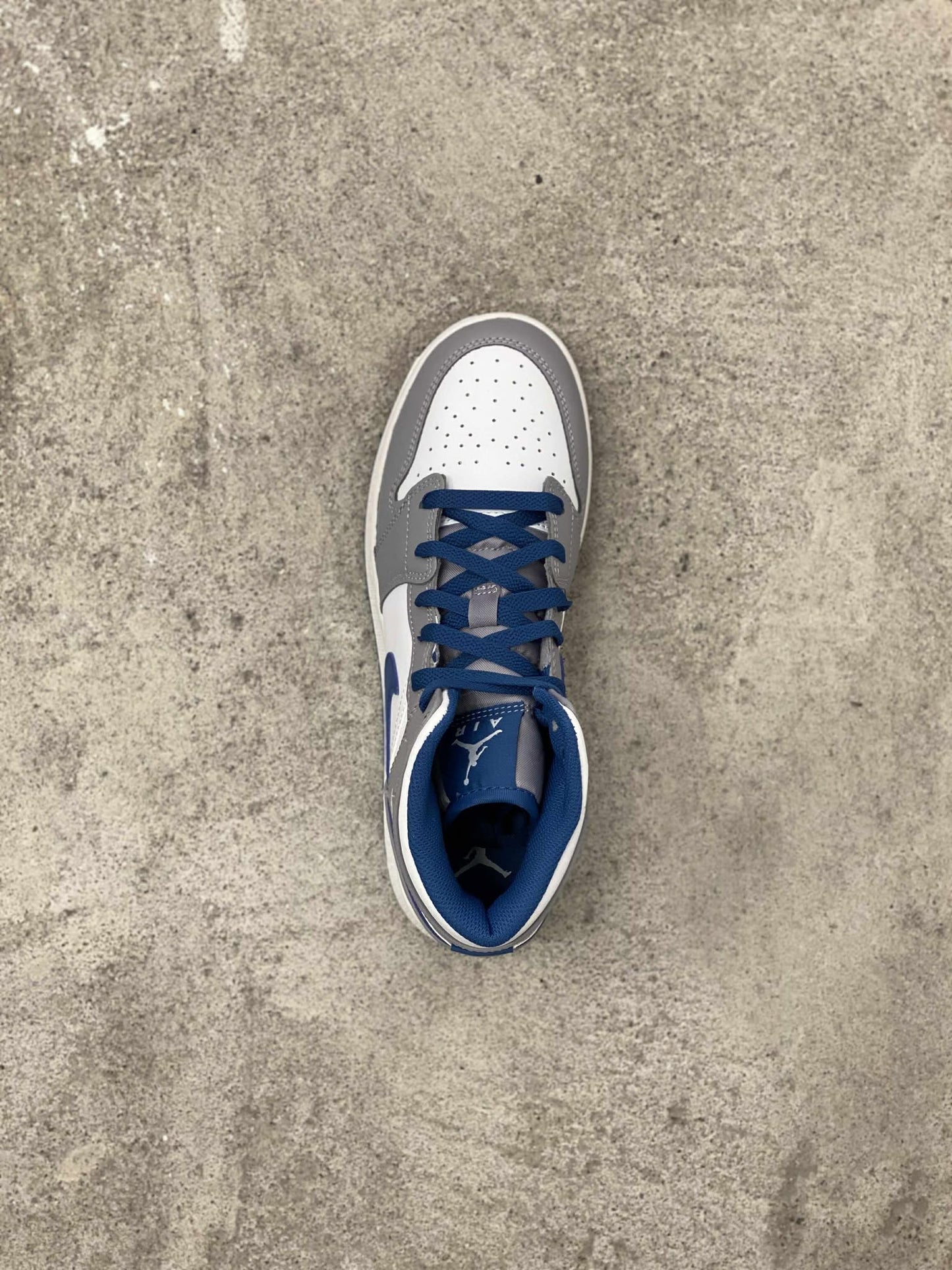 Jordan 1 Mid 'True Blue Cement' (GS)