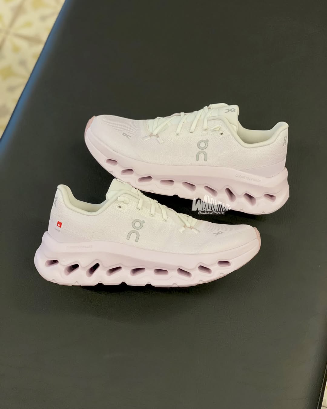 On Running Cloudtilt 'Ivory Orchid' (WOMEN'S)