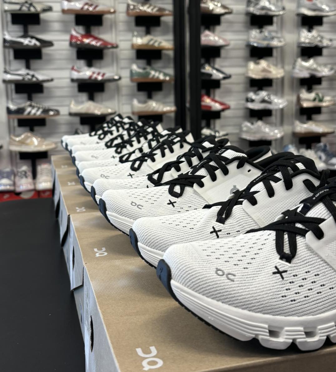 On Running Cloud X 4 'Ivory Black' (WOMEN'S)