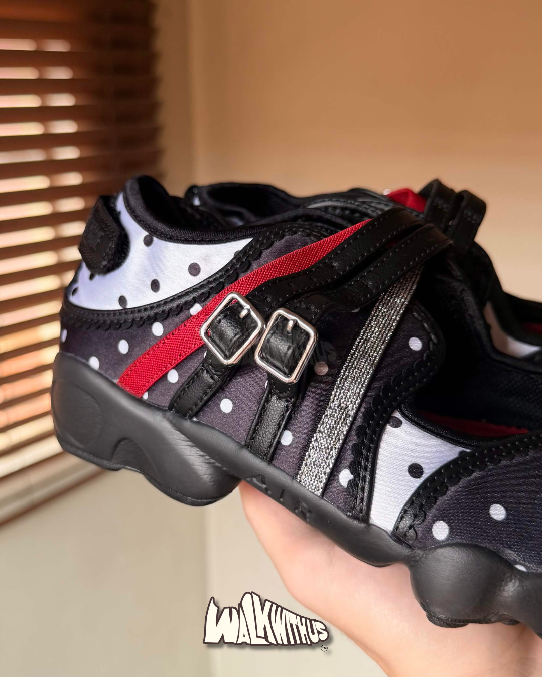 Nike Air Rift Breathe "Polka Dots Black Metallic Silver"