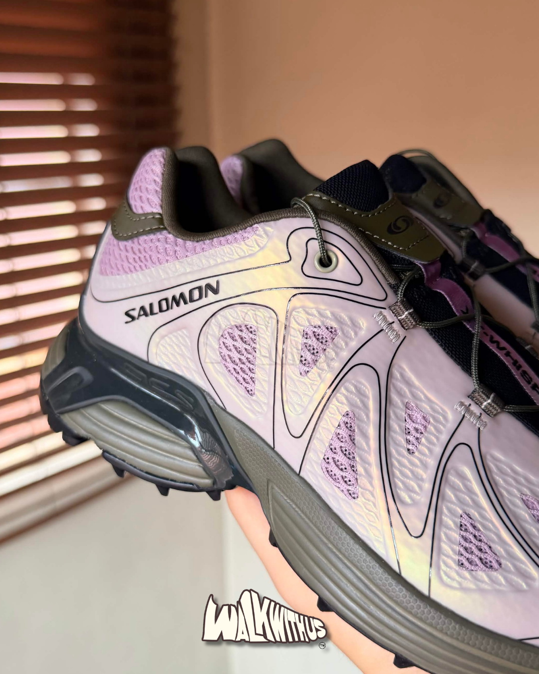Salomon XT-Whisper "Void Grape Leaf Dawn Pink"