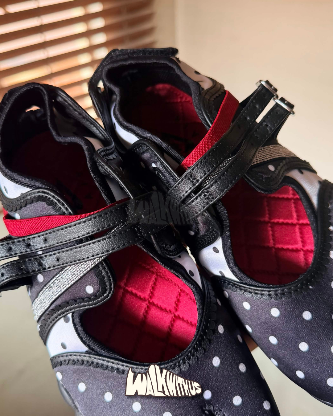 Nike Air Rift Breathe "Polka Dots Black Metallic Silver"