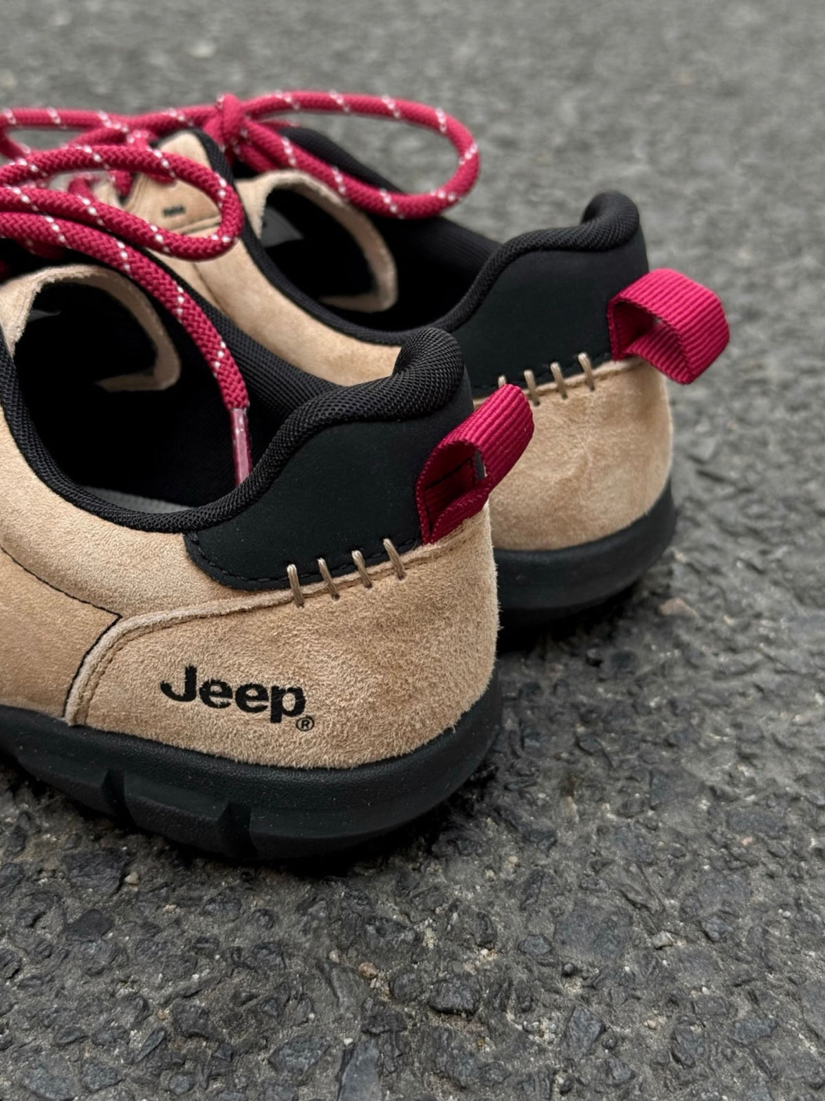 Jeep Outdoor Hiking "Khaki"