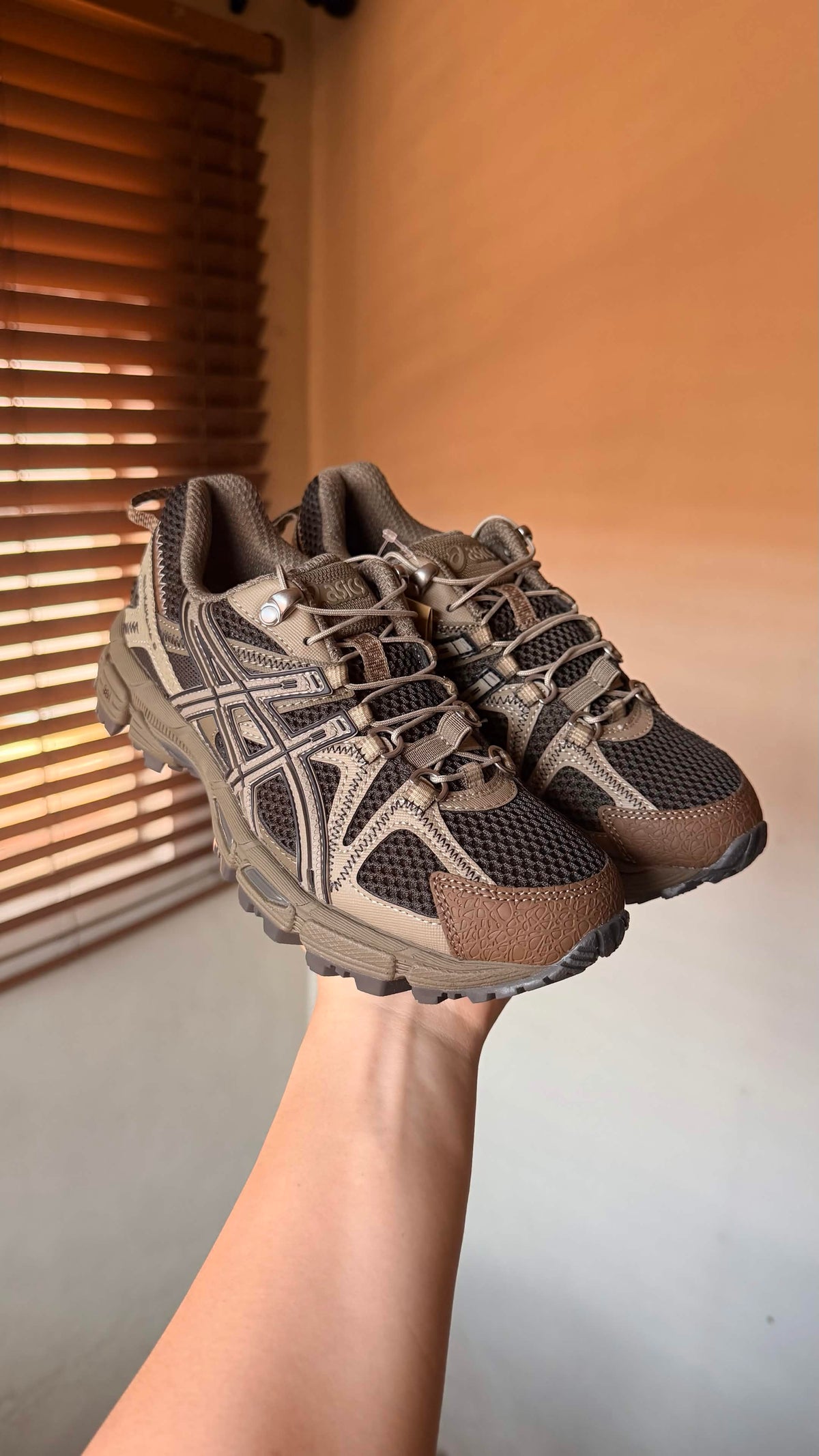 Asics Gel-Kahana 8 FL "Dark Brown"
