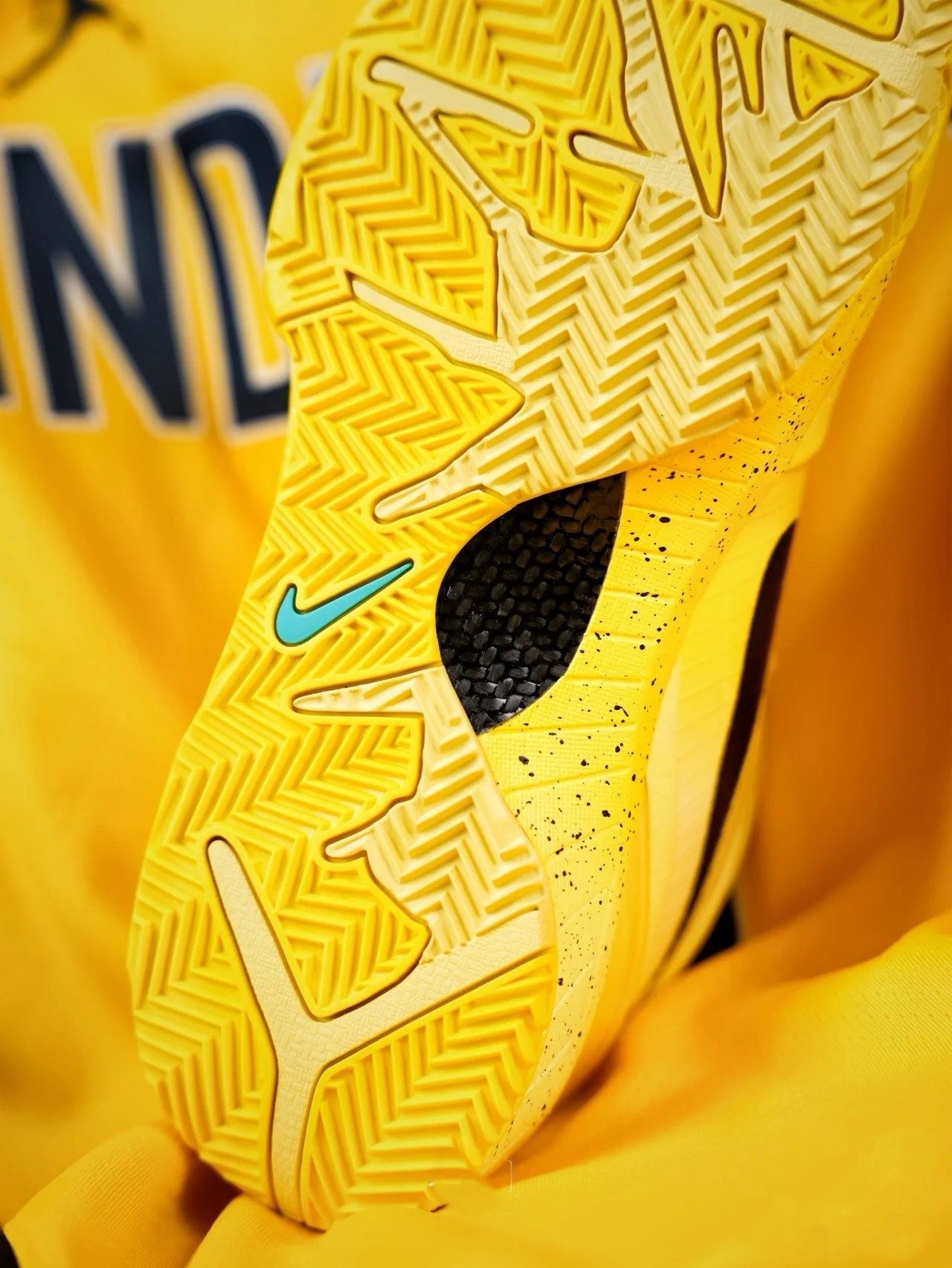 Nike Kobe 4 Protro 'CHBL'