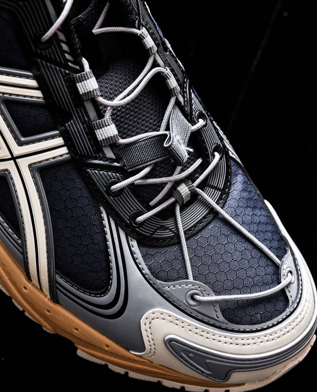 ASICS Gel Kahana TR V4 'Carrier Grey Pale Oak'