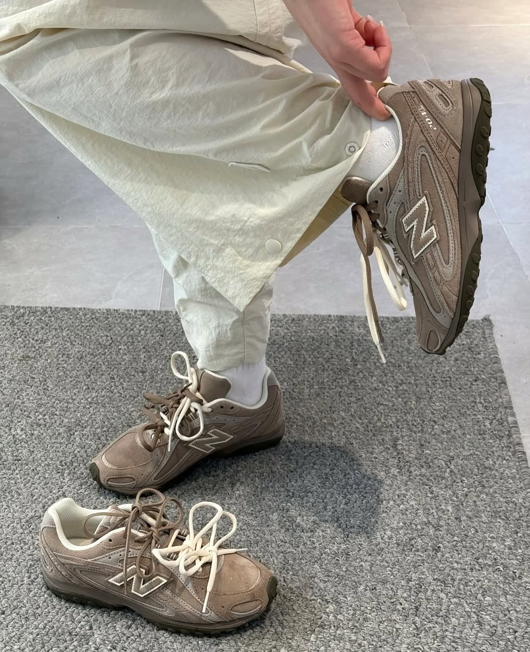New Balance 204L 'Brown'