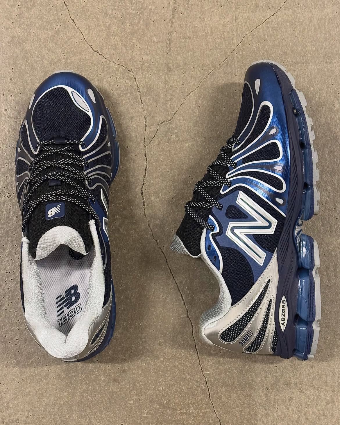 New Balance 1890 x size? "Navy Blue Silver"