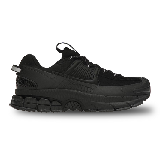 Nike Zoom Vomero 5 Roam 'Triple Black'