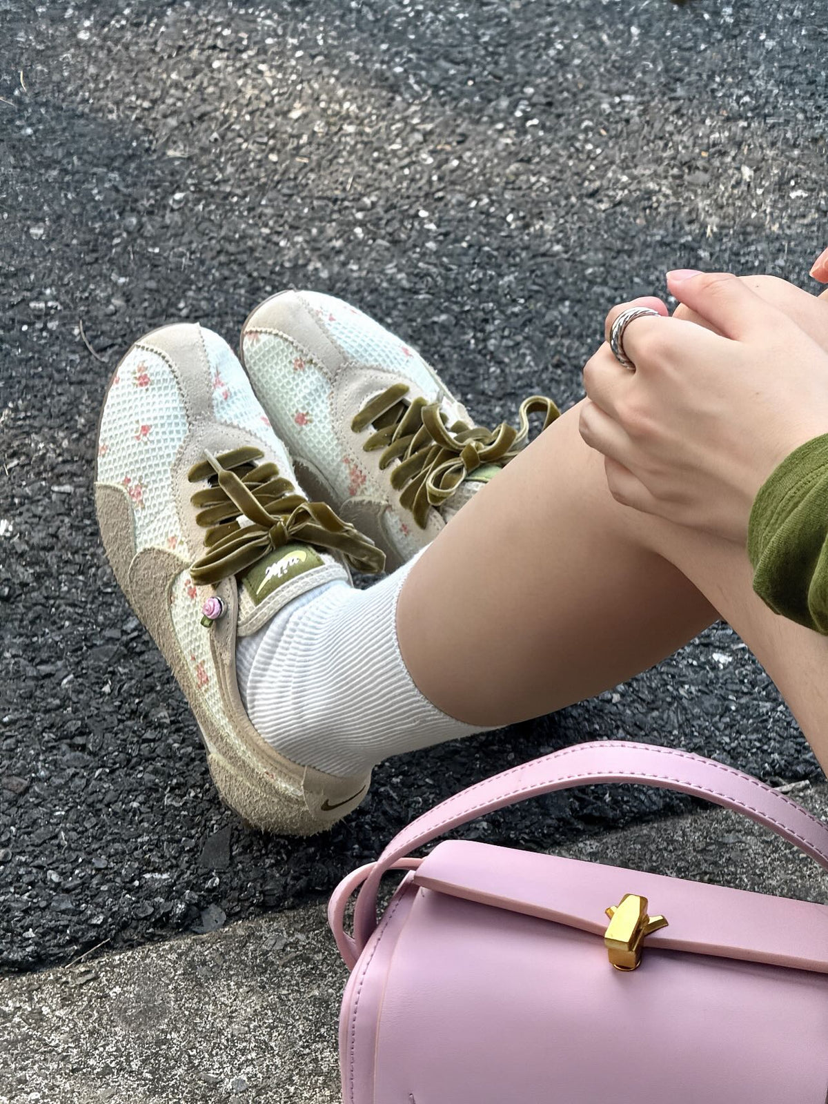 Nike Moonshoe OG "Floral Coconut Milk"