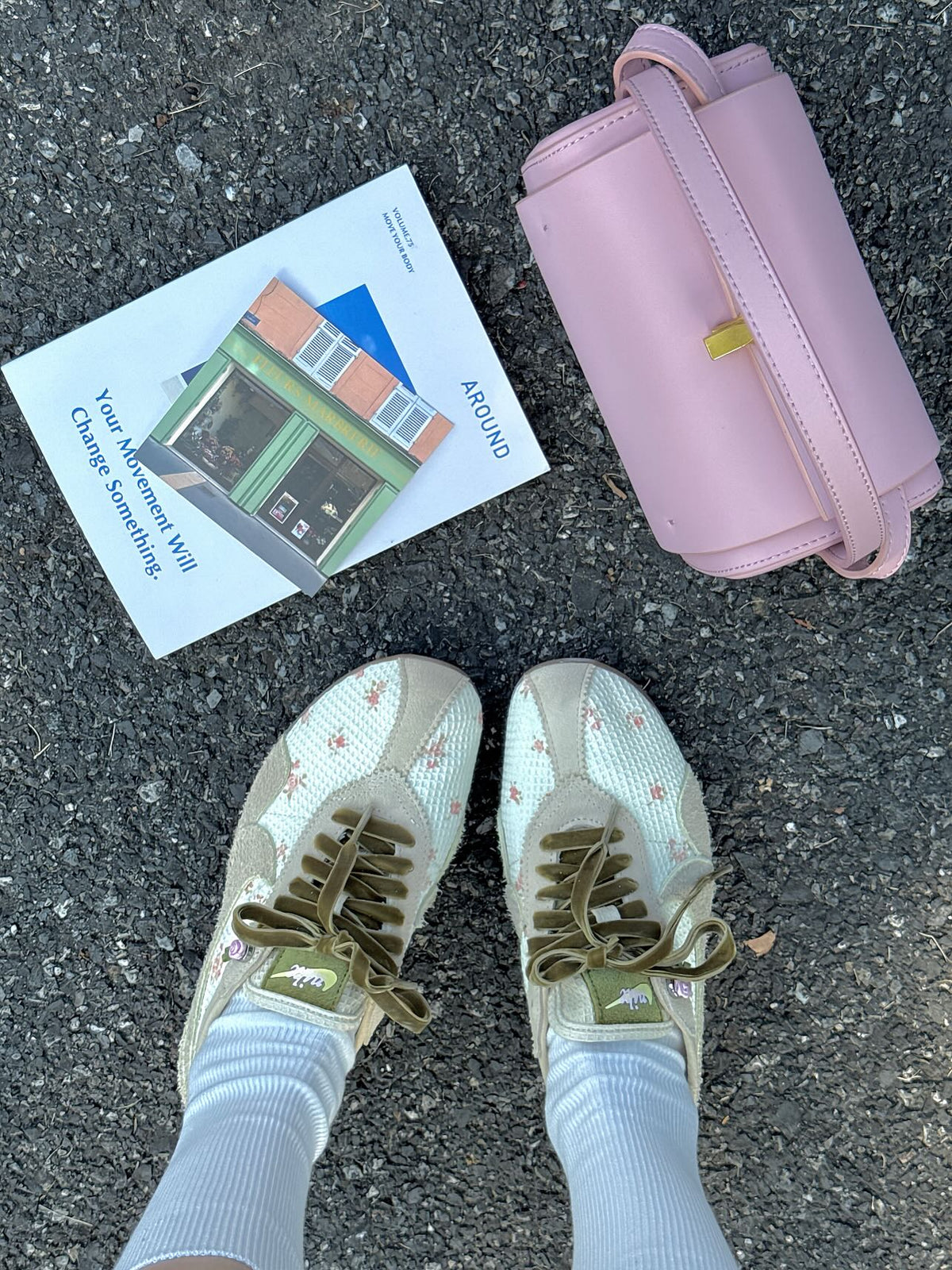 Nike Moonshoe OG "Floral Coconut Milk"