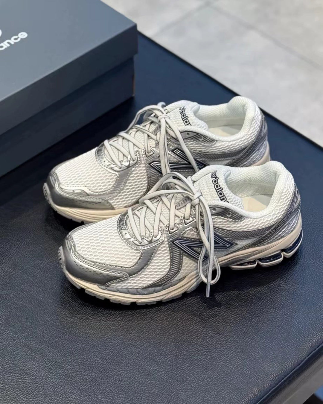 New Balance 860v2 'Silver Grey'