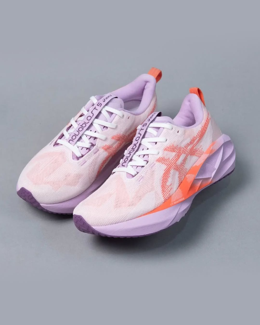 ASICS Novablast 5 'Coral Reef White'