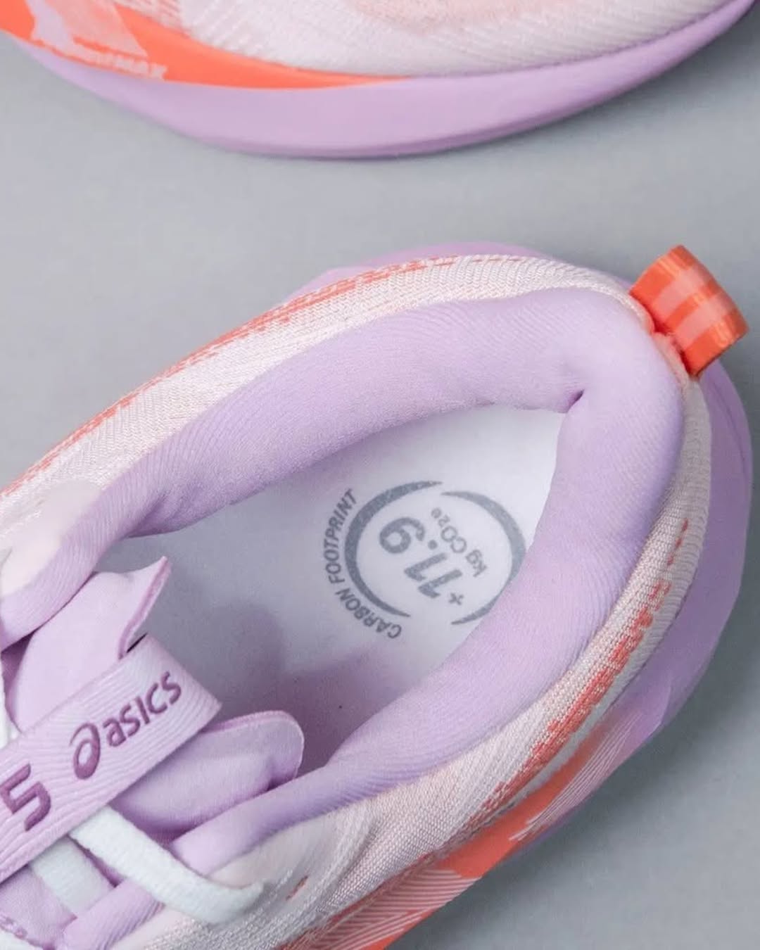 ASICS Novablast 5 'Coral Reef White'
