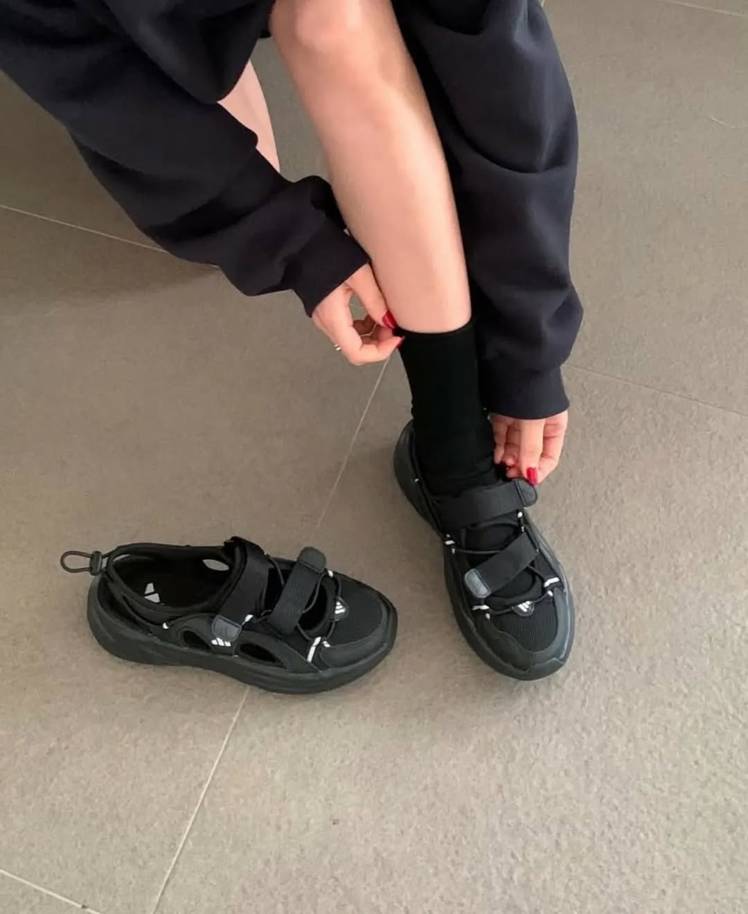 Adidas Ozwave 'Core Black'