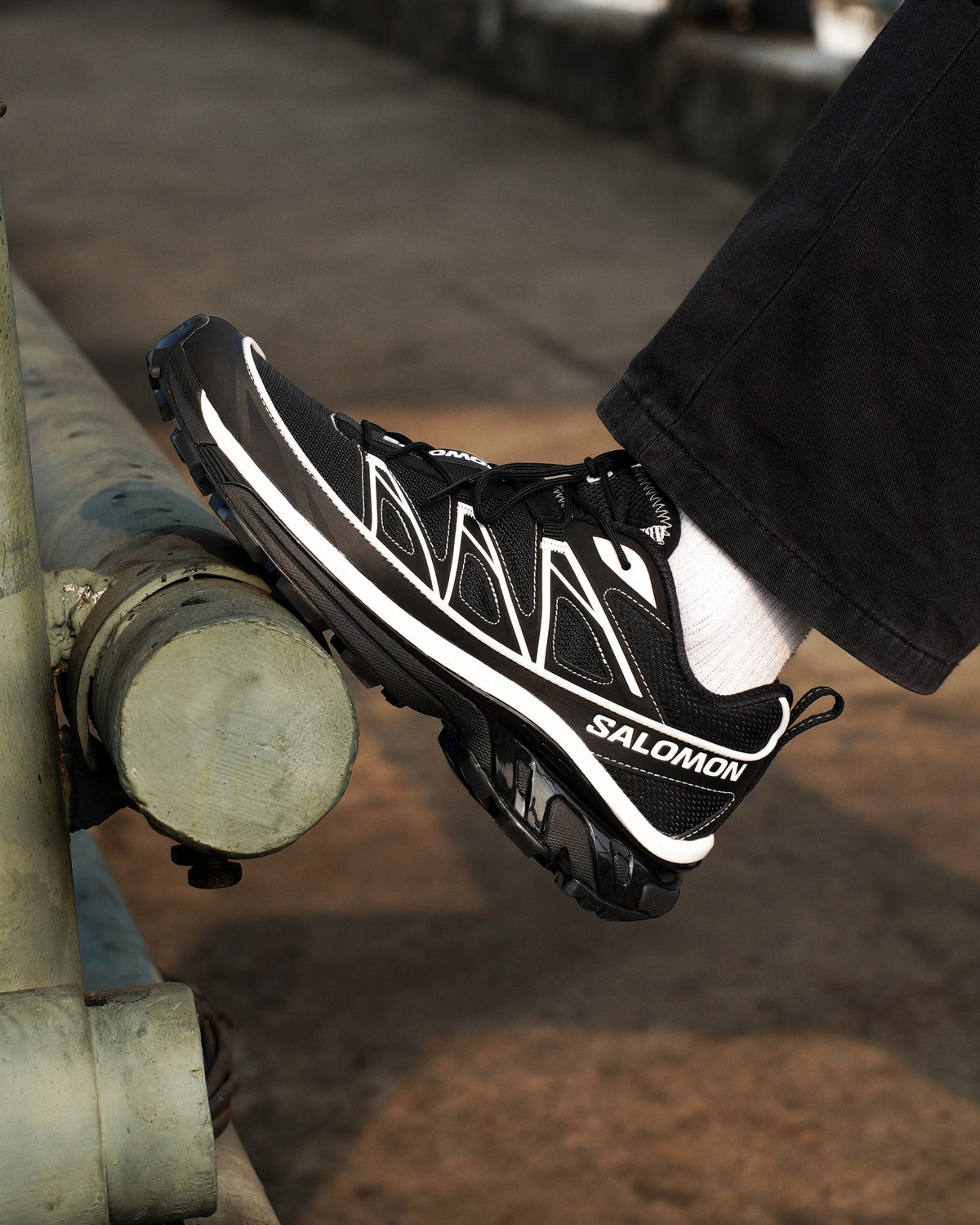 Salomon XT-6 Expanse "Black White"