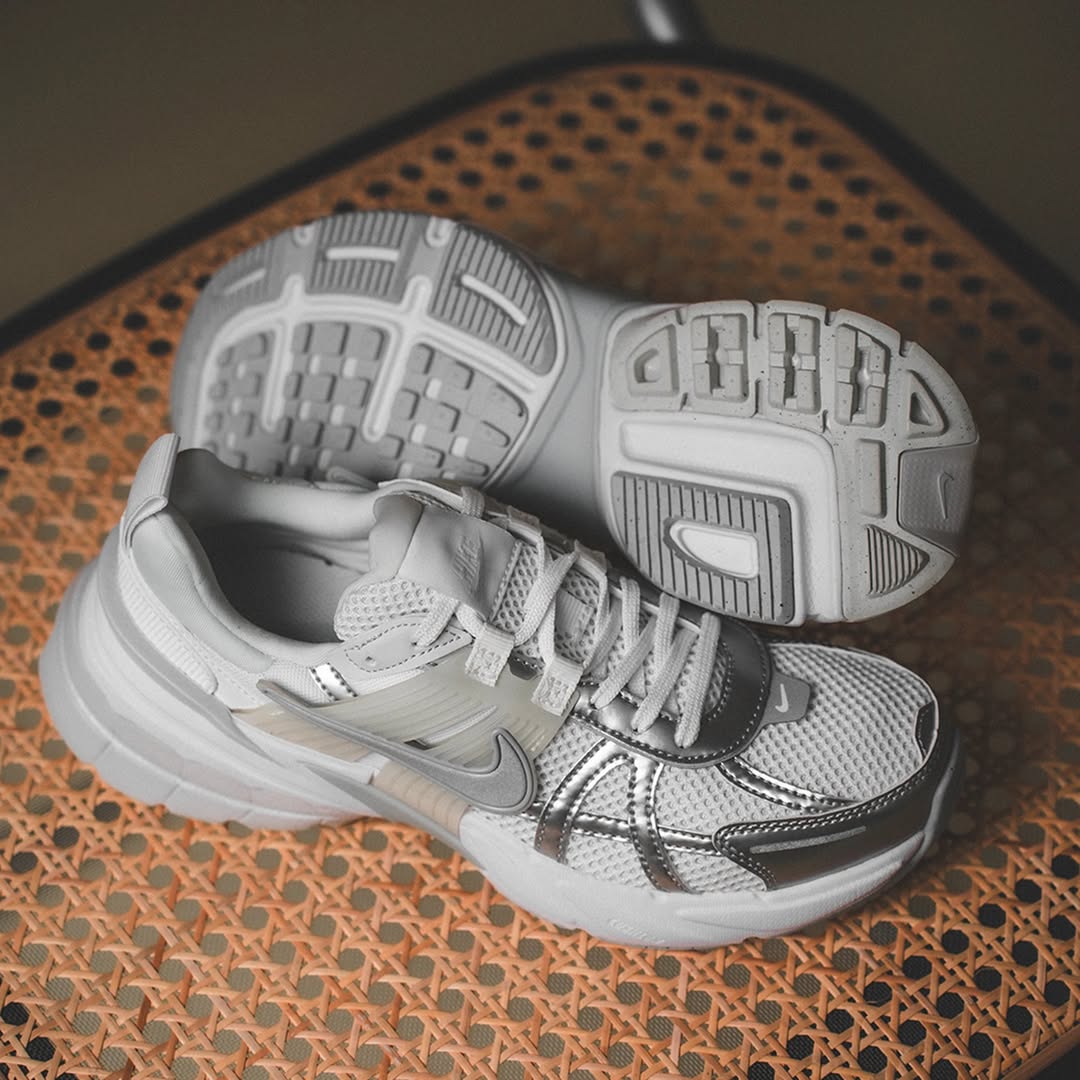 Nike V2K Run 'Metallic Silver'