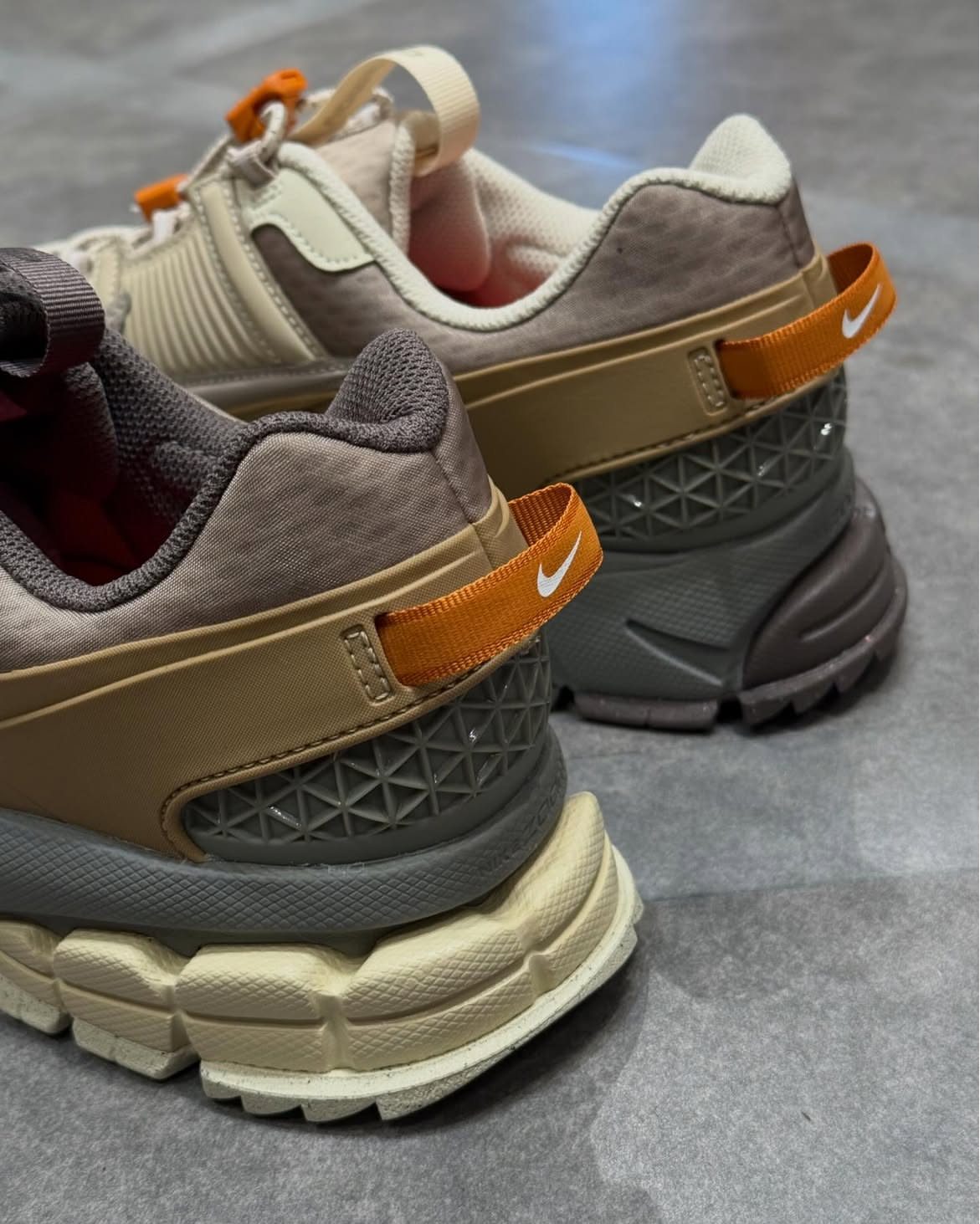 Nike Zoom Vomero 5 Roam "Running Poets"
