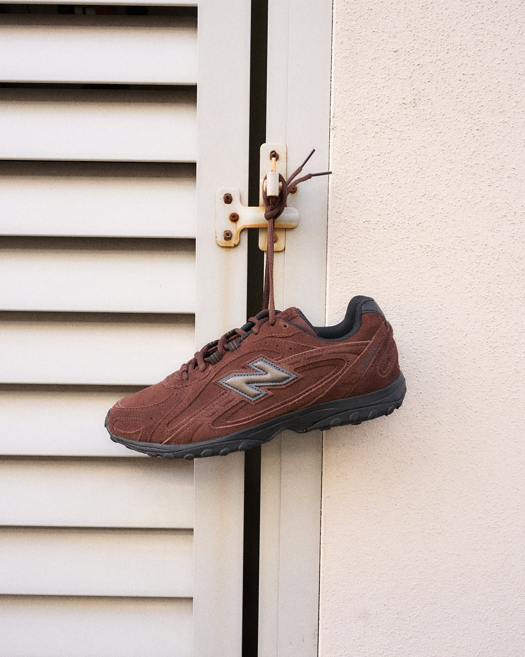 New Balance 204L "Pumpernickel"